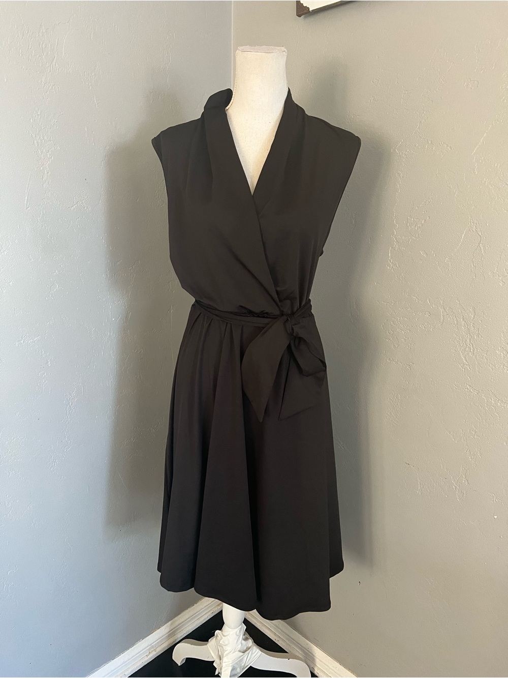 LOVE X DESIGN Classic Black Wrap Dress with Tie Waist